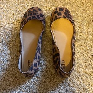 Leopard Flats